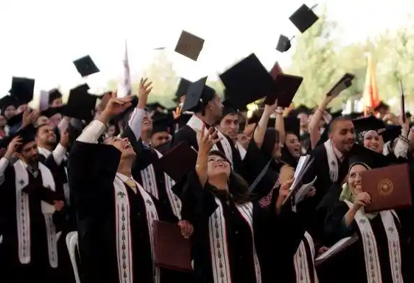 حفلات التخرج